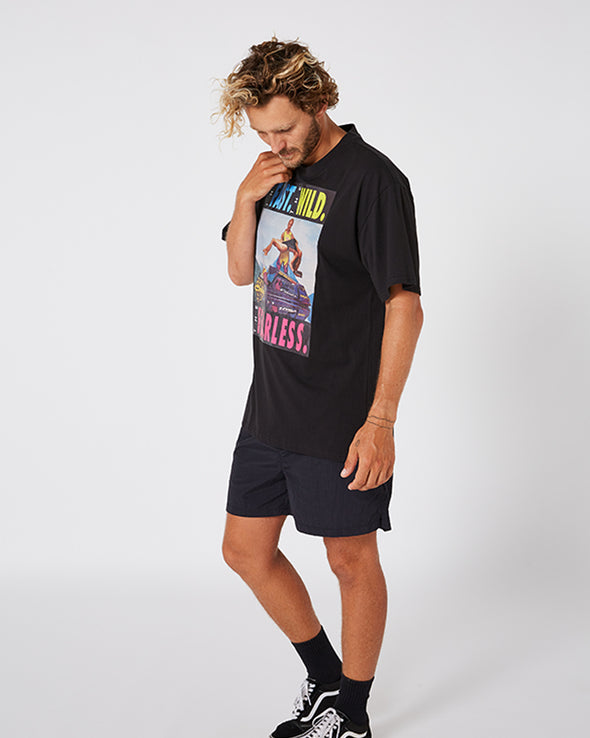 ACID WASH FEARLESS MENS TEE