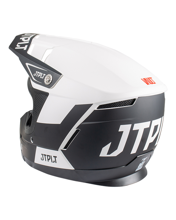 WHT VAULT RACE HELMET